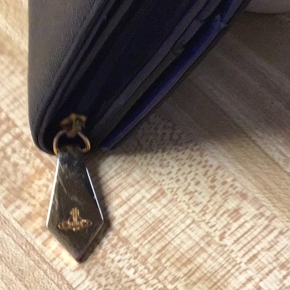 Vivienne Westwood Wallet - Picture 3 of 6